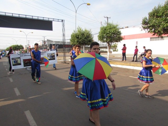 Desfile 7 de Setembro Colider parte 003