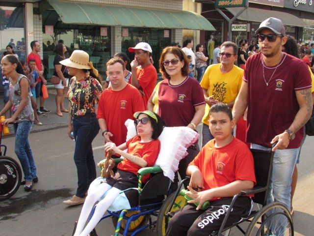 Desfile 7 de Setembro Colider parte 003