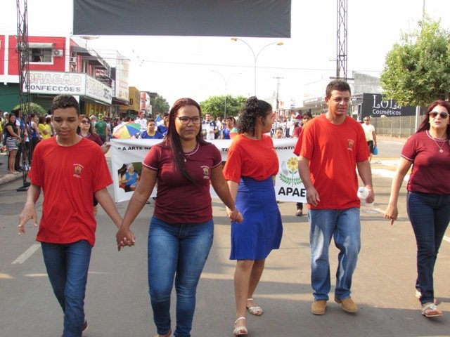 Desfile 7 de Setembro Colider parte 003