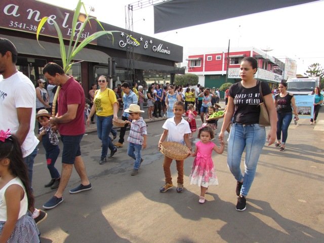 Desfile 7 de Setembro Colider parte 003