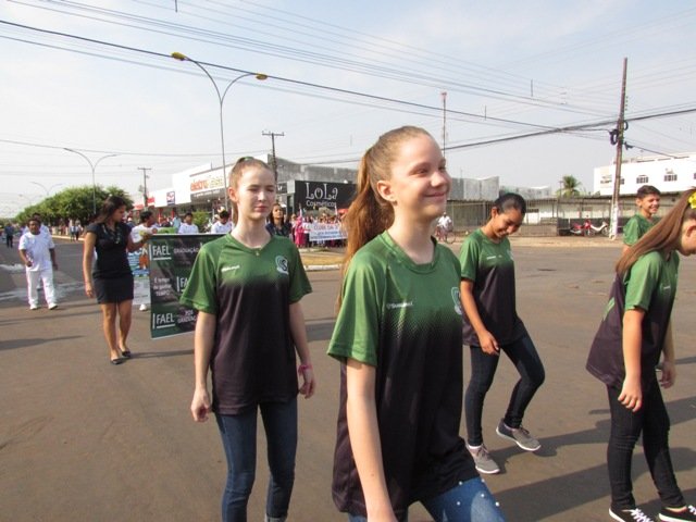 Desfile 7 de Setembro Colider parte 004