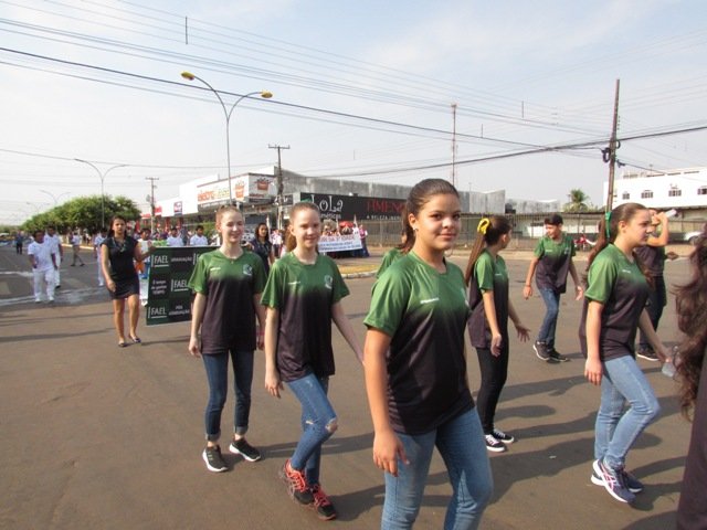 Desfile 7 de Setembro Colider parte 004
