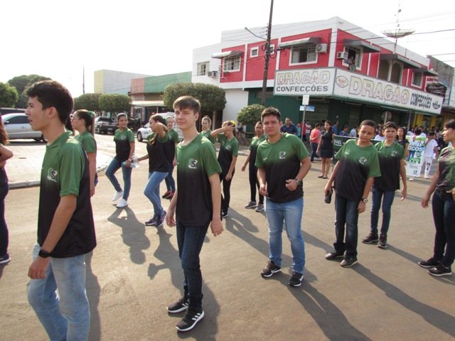 Desfile 7 de Setembro Colider parte 004