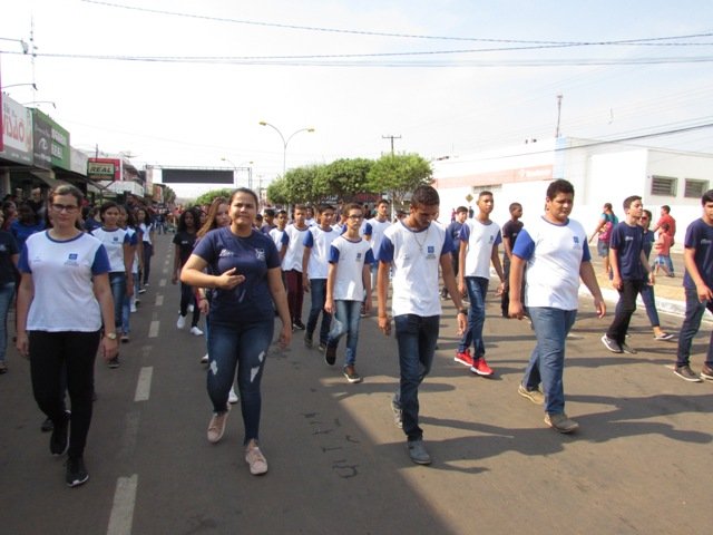 Desfile 7 de Setembro Colider parte 005