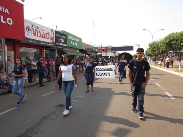 Desfile 7 de Setembro Colider parte 006
