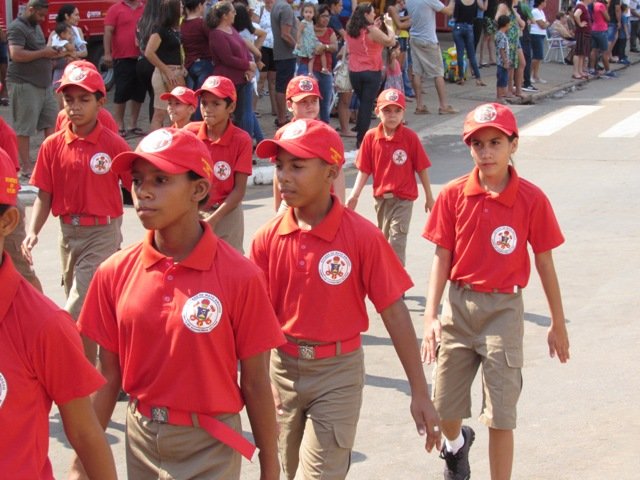 Desfile 7 de Setembro Colider parte 010