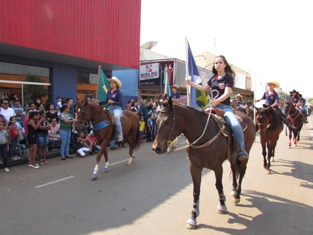 Desfile 7 de Setembro Colider parte 011