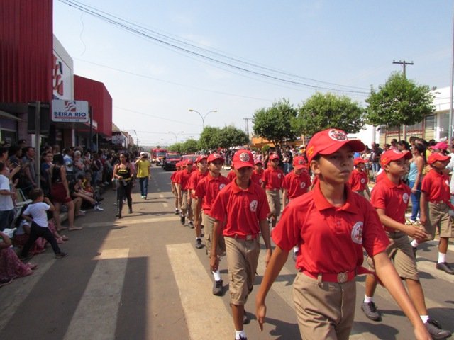 Desfile 7 de Setembro Colider parte 011