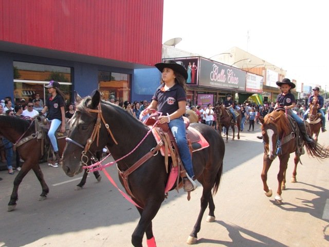 Desfile 7 de Setembro Colider parte 011