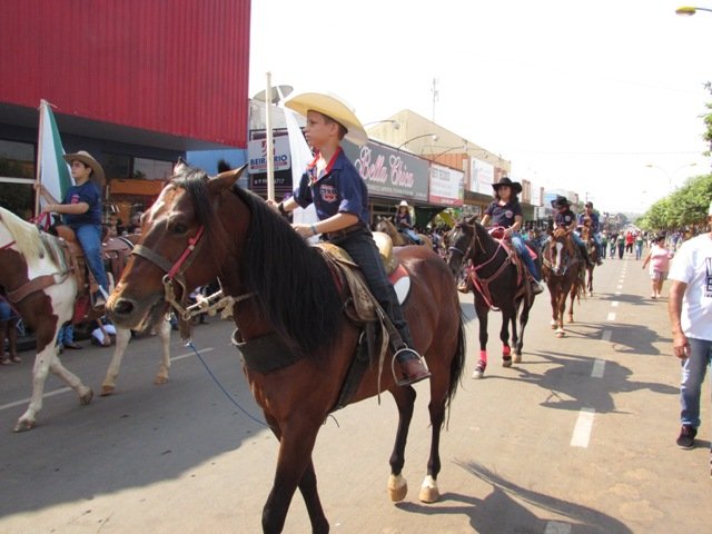 Desfile 7 de Setembro Colider parte 011
