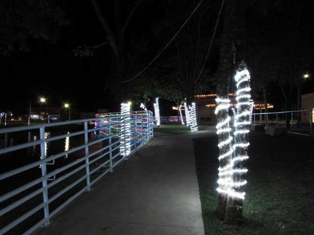 Inaugurada Luzes Natalinas Lago Pioneiros Colider