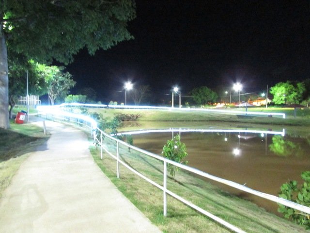 Inaugurada Luzes Natalinas Lago Pioneiros Colider