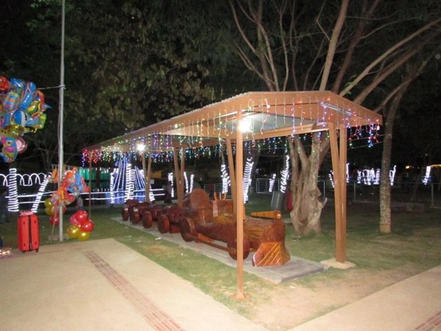 Inaugurada Luzes Natalinas Lago Pioneiros Colider