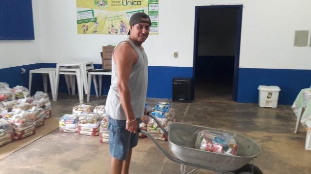 Entrega Cestas do Natal Solidario de Colíder