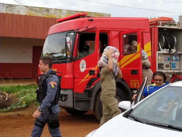 Entrega Cestas do Natal Solidario de Colíder