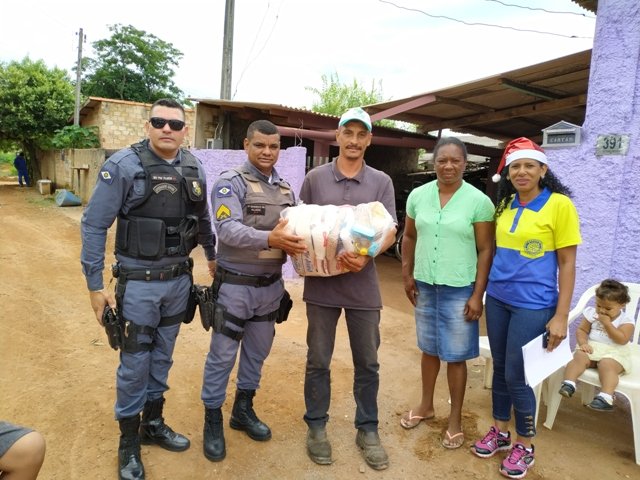 Entrega Cestas do Natal Solidario de Colíder