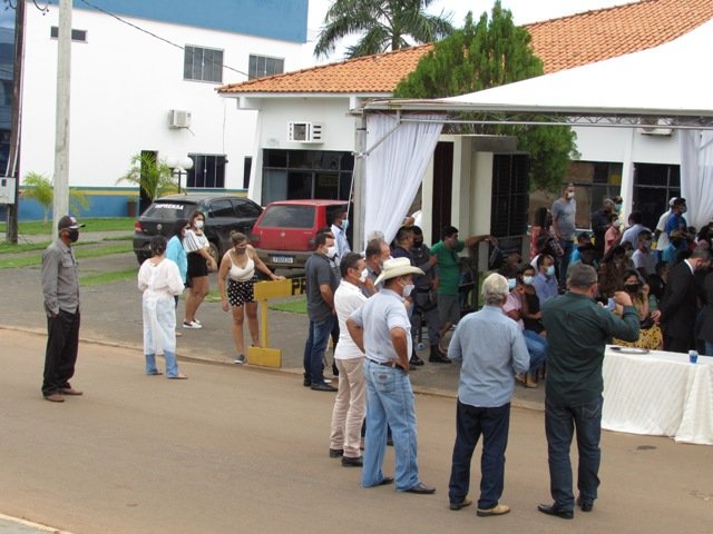 Prefeito Maninho dá posse Secretarios parte 001