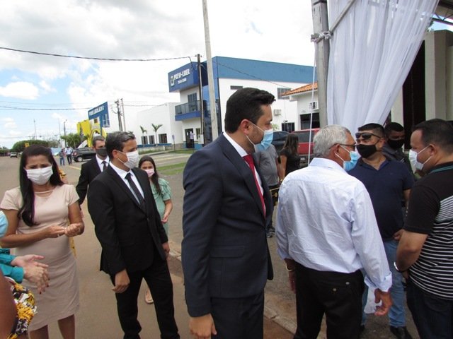 Prefeito Maninho dá posse Secretarios parte 001