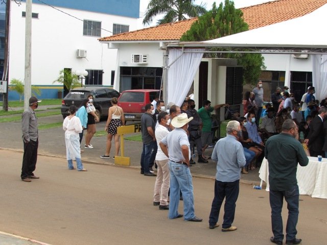 Prefeito Maninho dá posse Secretarios parte 001