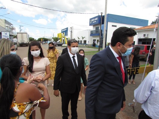 Prefeito Maninho dá posse Secretarios parte 001
