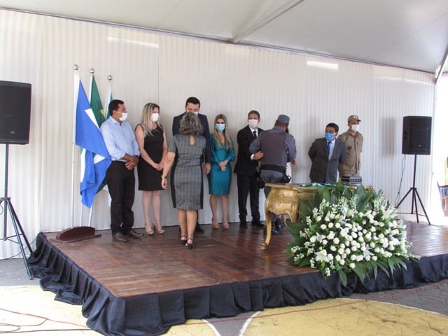 Prefeito Maninho dá posse Secretarios parte 001