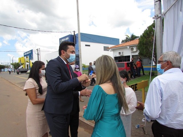Prefeito Maninho dá posse Secretarios parte 001