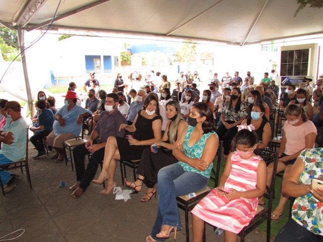 Prefeito Maninho dá posse Secretarios parte 001