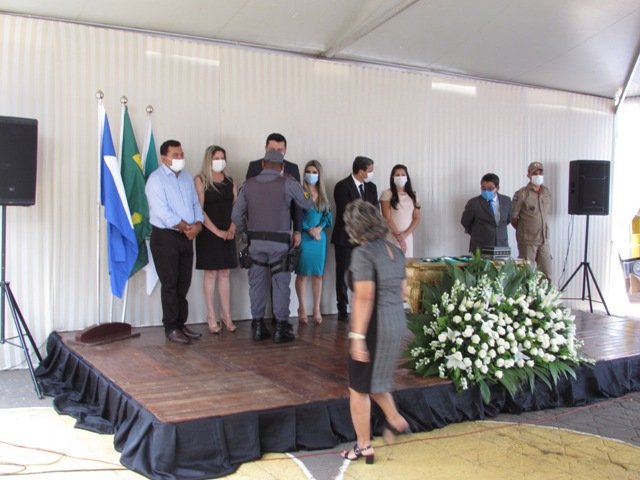Prefeito Maninho dá posse Secretarios parte 001