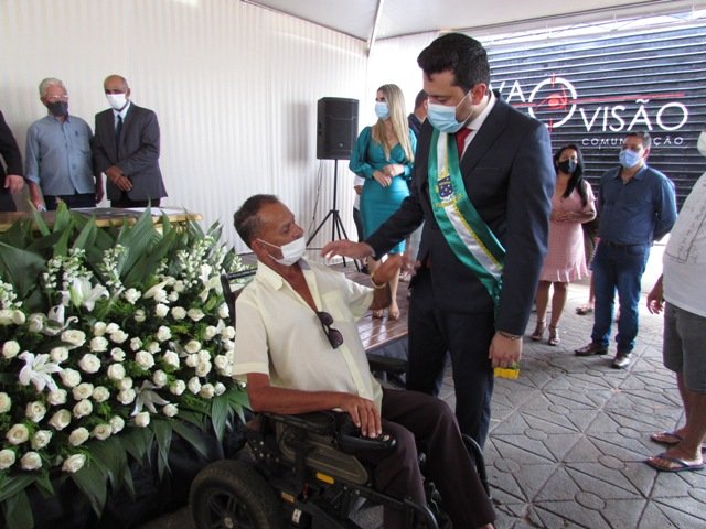 Prefeito Maninho dá posse Secretarios parte 003