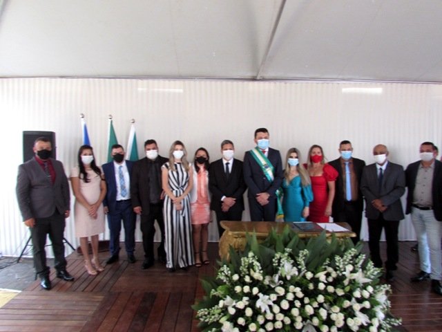 Prefeito Maninho dá posse Secretarios parte 003
