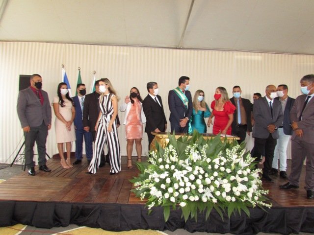 Prefeito Maninho dá posse Secretarios parte 003