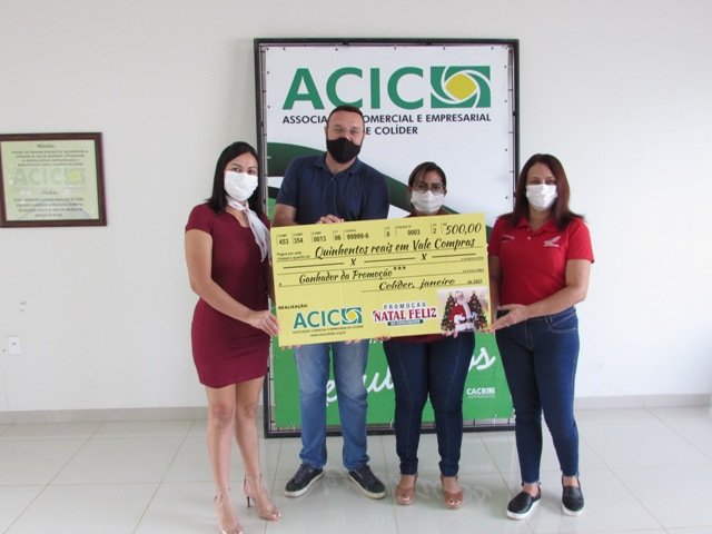 Entrega dos premios da campanha Natal Feliz do Consumidor