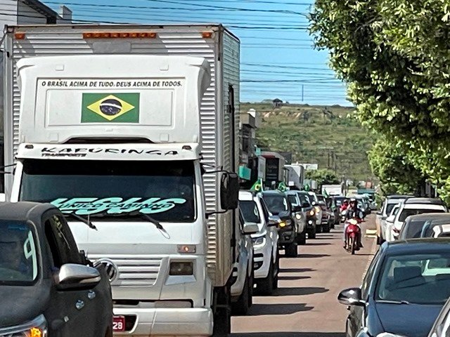 Carreata Movimento Verde Amarelo Colíder