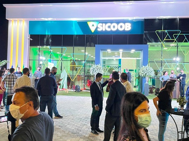 Reinauguração SICOOB norte de Colider parte 001
