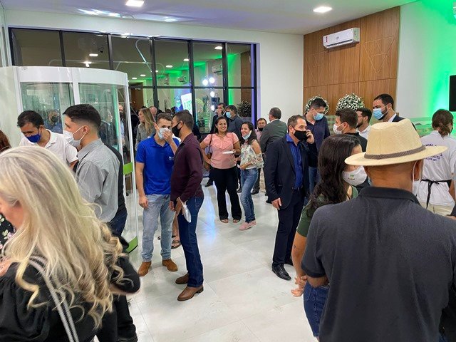 Reinauguração SICOOB norte de Colider parte 003