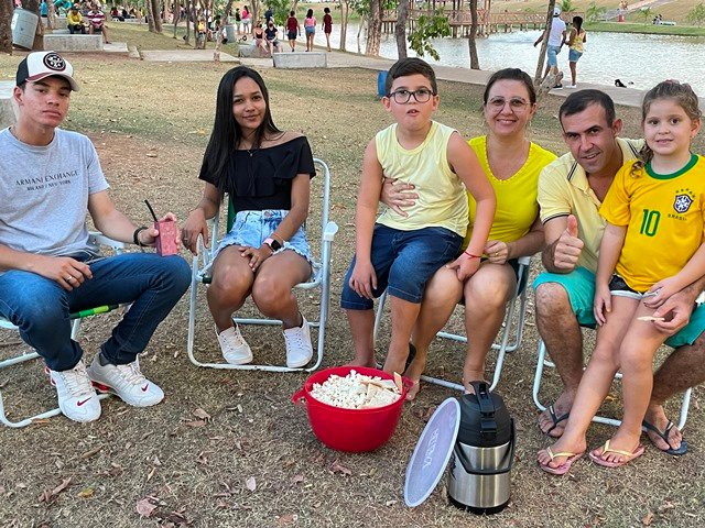 Sociedade Colidense aproveitaram feriado de 7 de Setembro para manisfestar