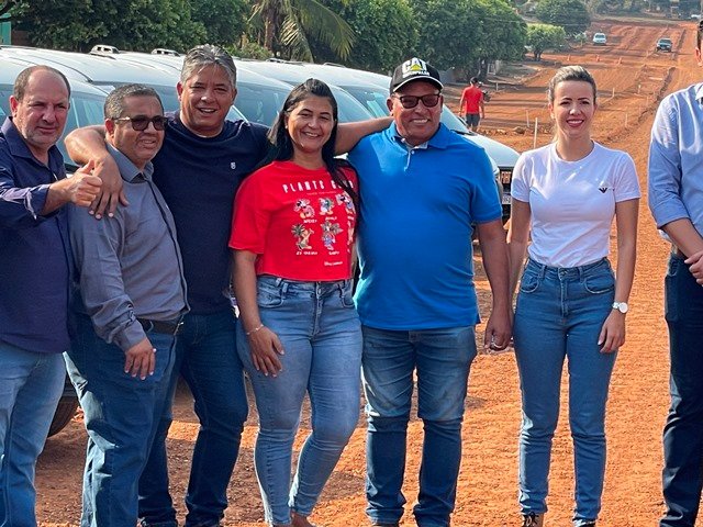 Prefeito Maninho realiza a entrega da 1ª Usina Asfaltica de Colíder. (parte 01)