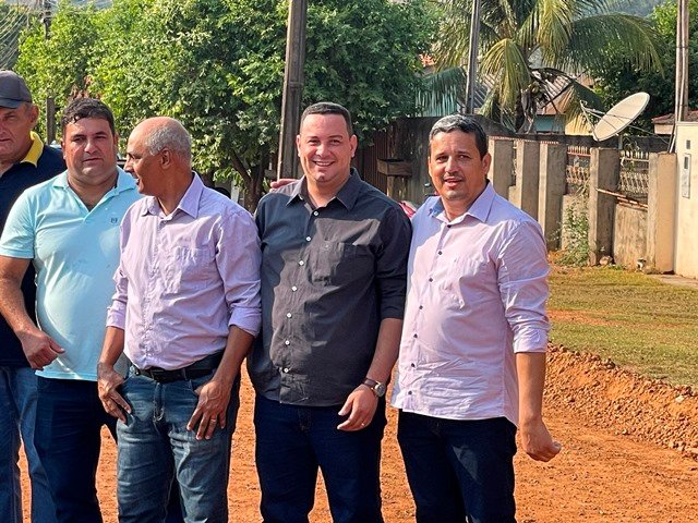 Prefeito Maninho realiza a entrega da 1ª Usina Asfaltica de Colíder. (parte 01)
