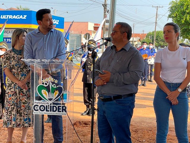 Prefeito Maninho realiza a entrega da 1ª Usina Asfaltica de Colíder. (parte 01)