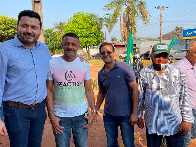 Prefeito Maninho realiza a entrega da 1ª Usina Asfaltica de Colíder. (parte 01)