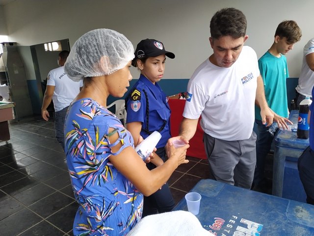 1ª Festa das Crianças na Caserna em Colíder parte 001