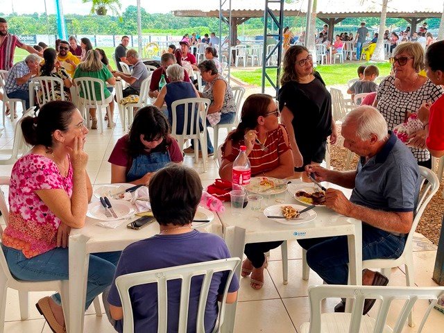 Almoço Beneficente Fazenda Esperança Bento XVI parte 001