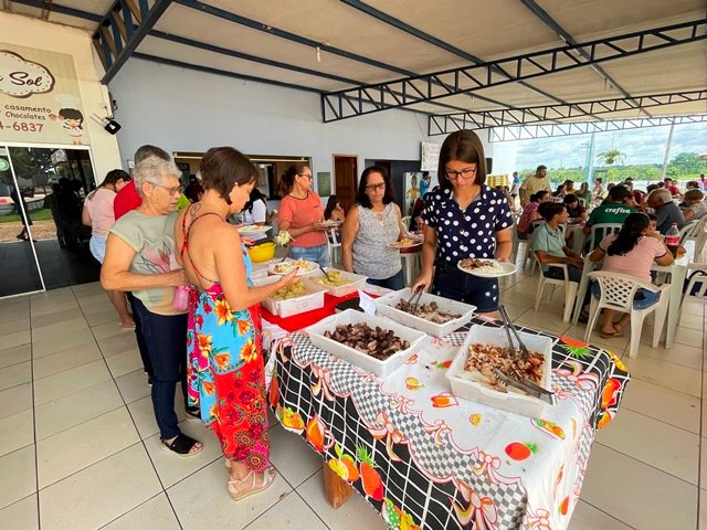 Almoço Beneficente Fazenda Esperança Bento XVI parte 002