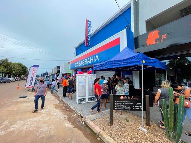 Inauguração das Casas Bahia em Colíder