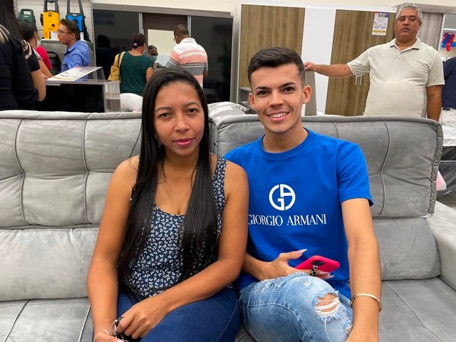 Inauguração das Casas Bahia em Colíder