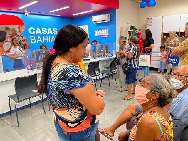 Inauguração das Casas Bahia em Colíder
