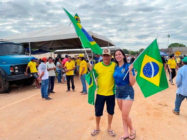 Manifesto contra eleições presidenciais de 2022 e bloqueio da MT-320 parte 002