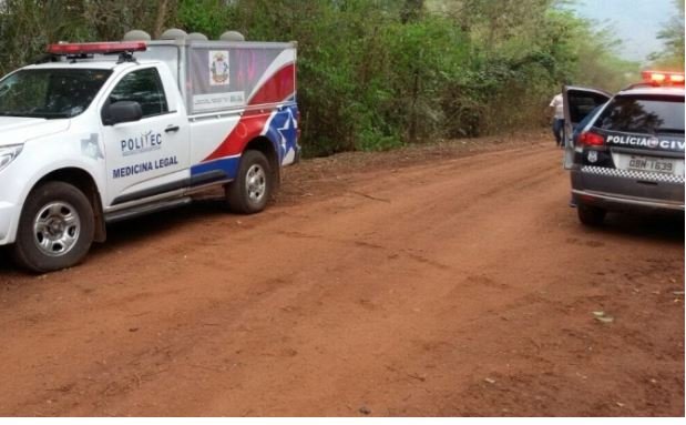 Ossada com pulseira é encontrada em fazenda em MT