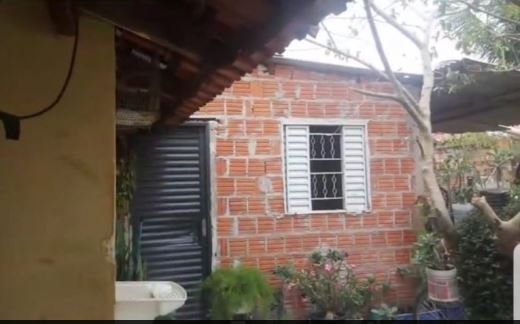 Homem é encontrado sem roupa e com 15 perfurações em Lucas