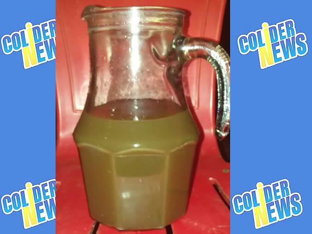 Povo revoltado com as águas de Colíder, será que e água ou barro nas torneiras. (Vídeo)